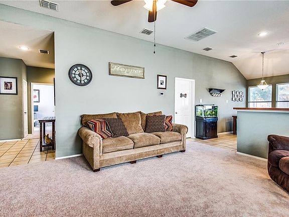 5th image of 1416 Oak Hollow Ln