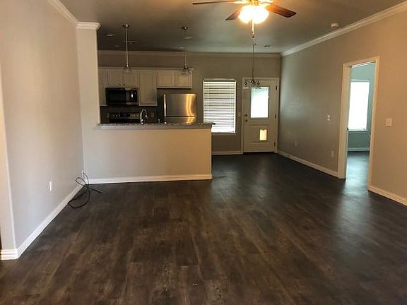 2nd image of 801 Darter Ct