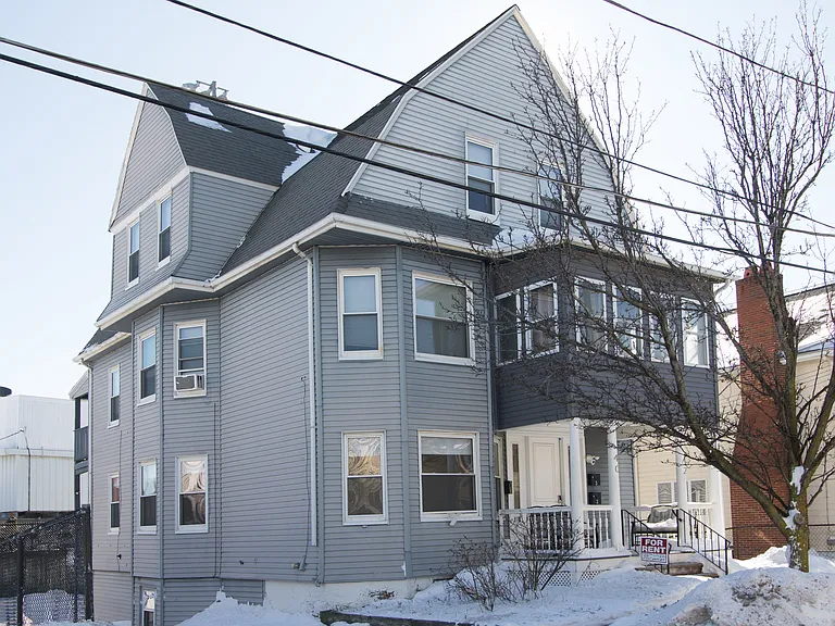 42 Cabot St #2 — Photo 23
