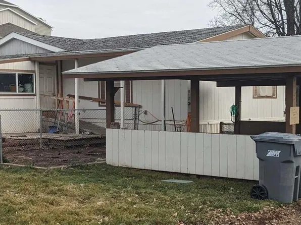 812 Garden Valley St, Nampa, ID 83687