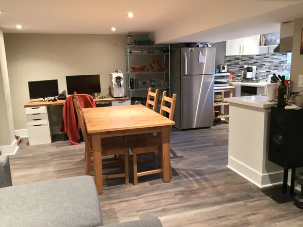 41 Charlton Ave W Unit 1, Hamilton, ON L8P 2C2