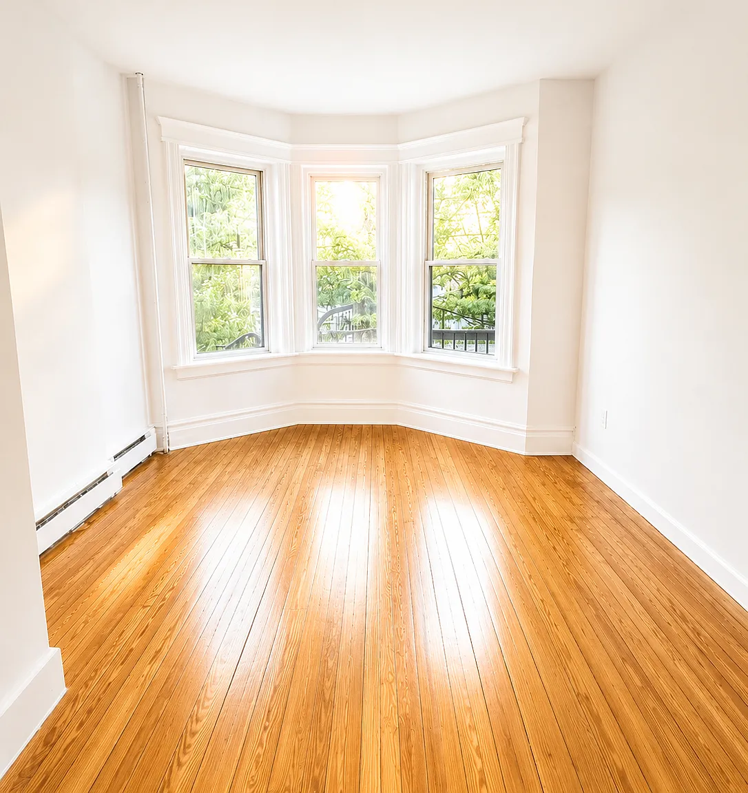 4 bed, 1.5 bath, 1100 sqft, $2,375 — Photo 2