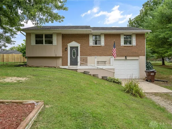 207 Enterprise Rd, West Alexandria, OH 45381