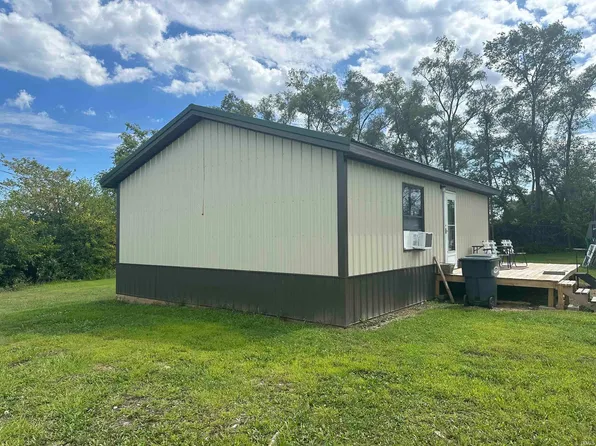 2258 W State Road 26 Rd, Hartford City, IN 47348