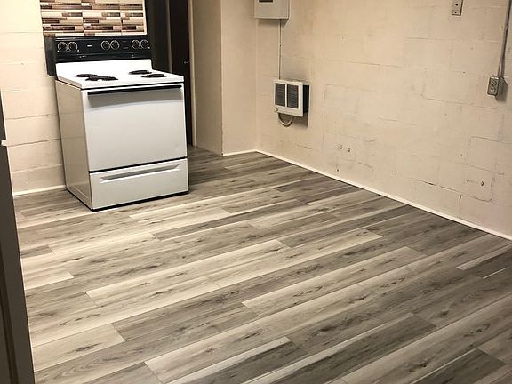 5th image of 1121 SE 9th Ave APT 4