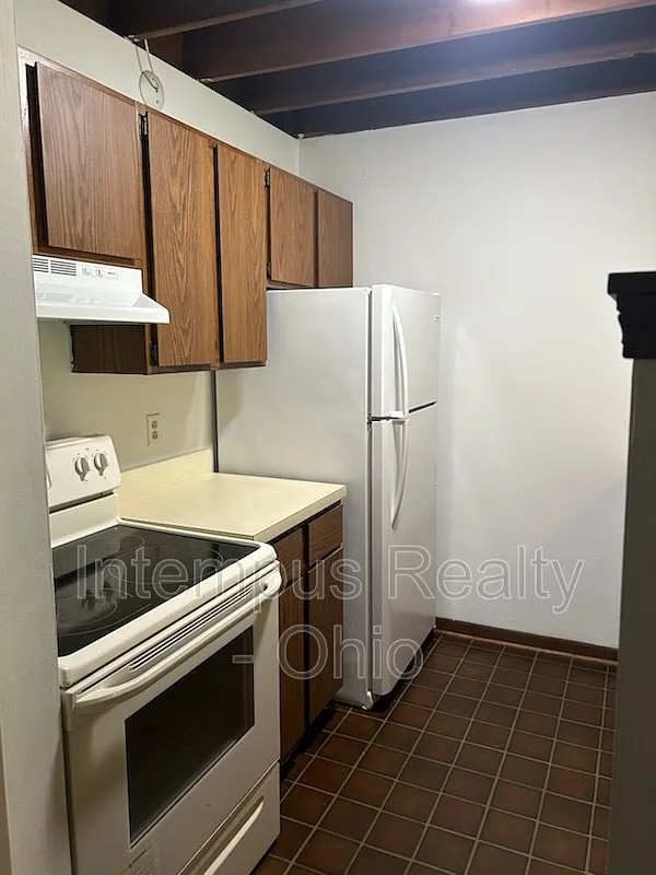 1 bed, 1.0 bath, $850 — Photo 3