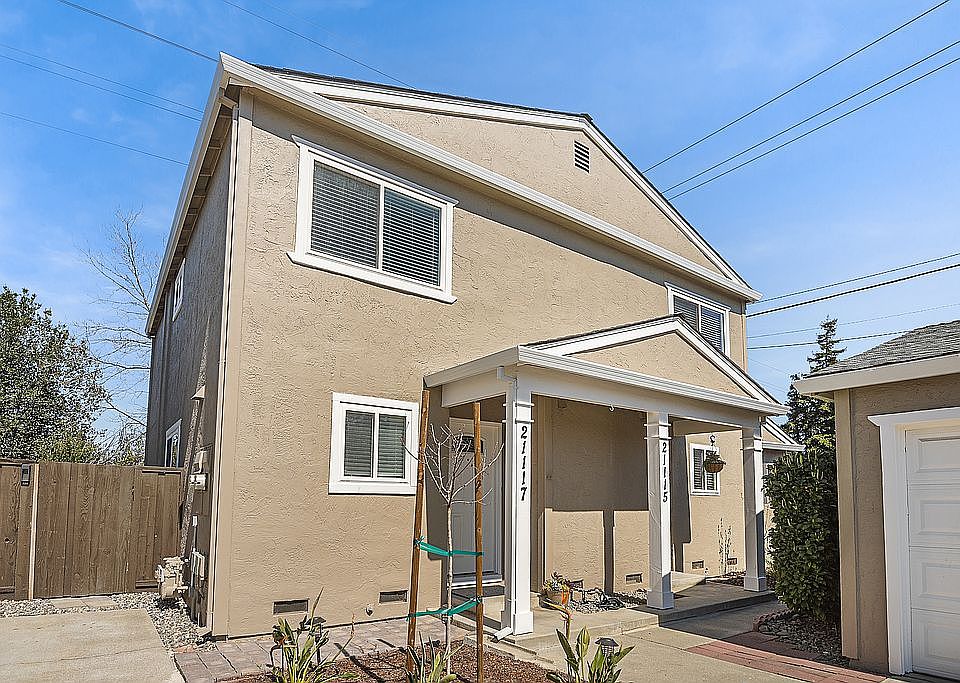 1st image of 21115 Gardena Dr