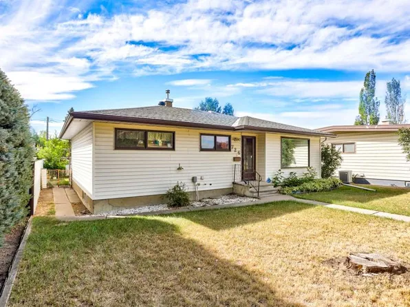 726 N 10th Ave S, Lethbridge, AB T1K 0A1