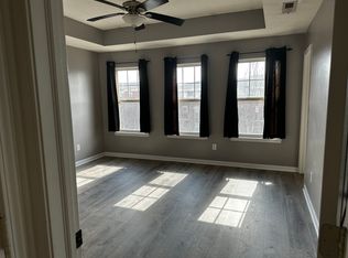 6312 Central Blvd, Whitestown, IN 46075