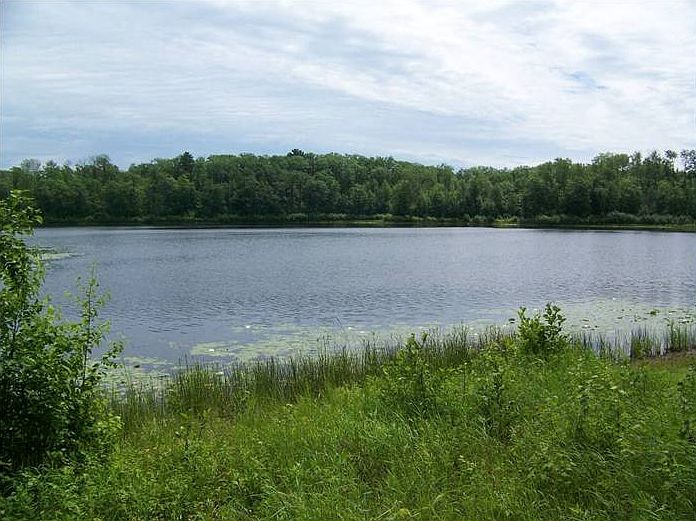 2nd image of N2502 Shore Line Dr