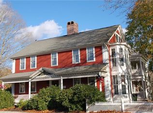 52 Main St, Stonington, CT 06378