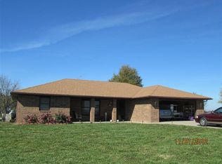 2039 E 550th Rd, Pleasant Hope, MO 65725
