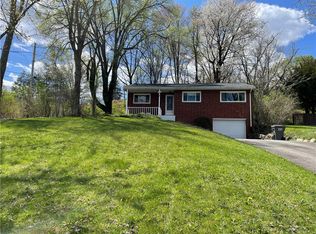 339 Forestwood Dr, Gibsonia, PA