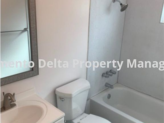 5th image of 9225 Castlemont Cir