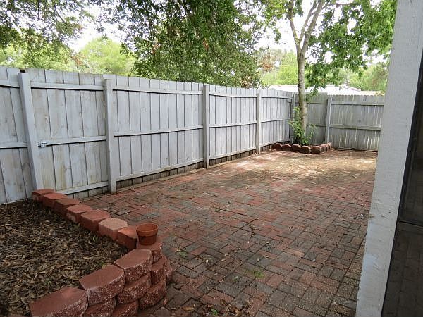 1st image of 2411 Antilles Dr