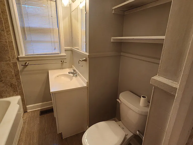 612 Lumpkin Ave — Photo 6