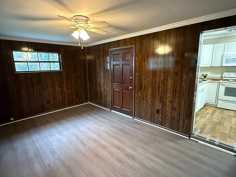 6725 Wurn Park Ct — Photo 14
