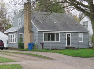 3239 Division St SW, Grandville, MI 49418