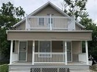 8303 Connecticut Ave, Cleveland, OH 44105