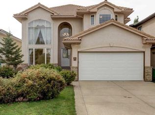 662 NE Arbour Lake Dr NW, Calgary, AB T3G4T6