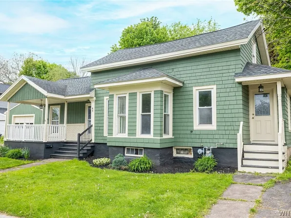 45 S Main St, Holley, NY 14470