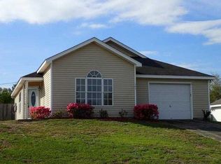 145 Timber Wind Dr, Defuniak Springs, FL 32433