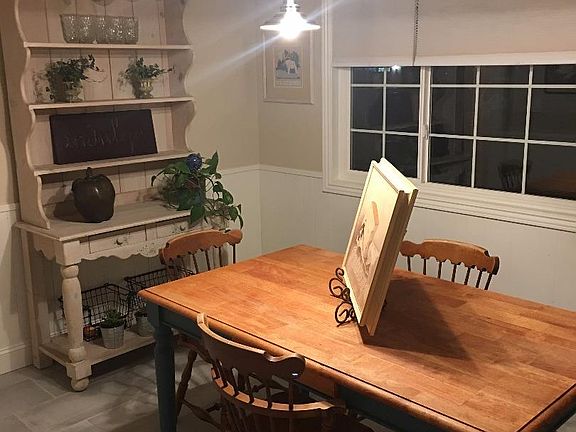 4th image of 7661 Santa Barbara Dr