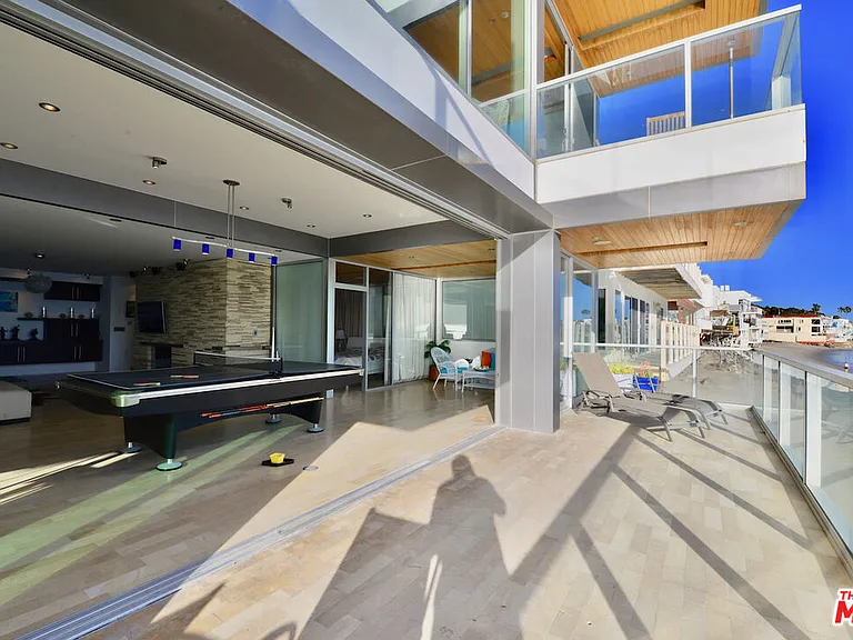 24826 Malibu Rd — Photo 36
