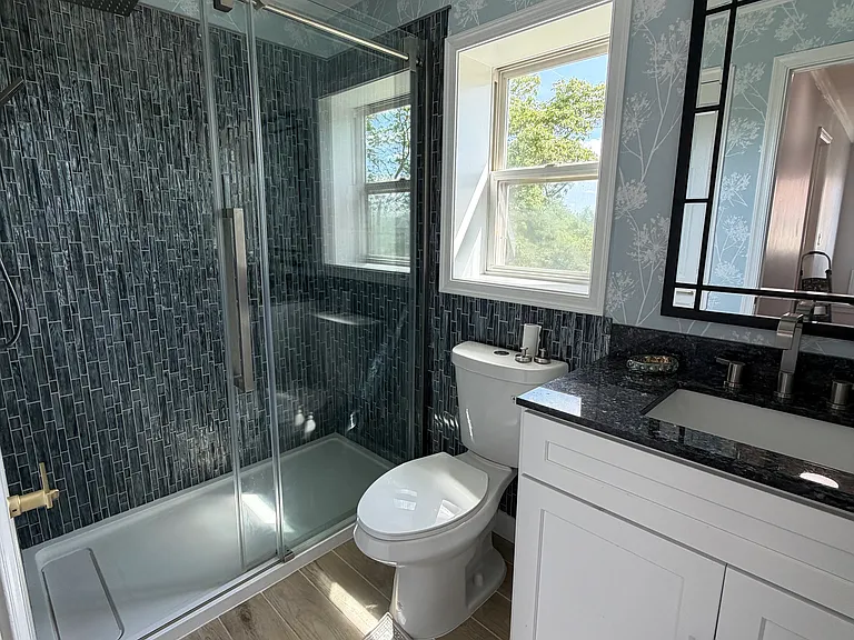 110 State St — Photo 22