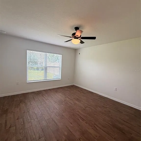 3063 Sanctuary Dr — Photo 14