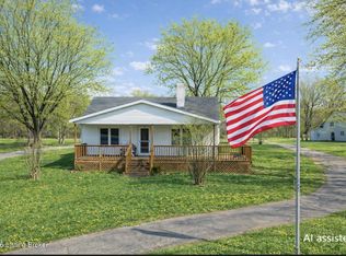 12501 Lower River Rd, Louisville, KY 40272