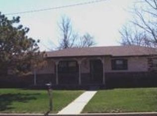 2302 Northwood Ln, Salina, KS 67401