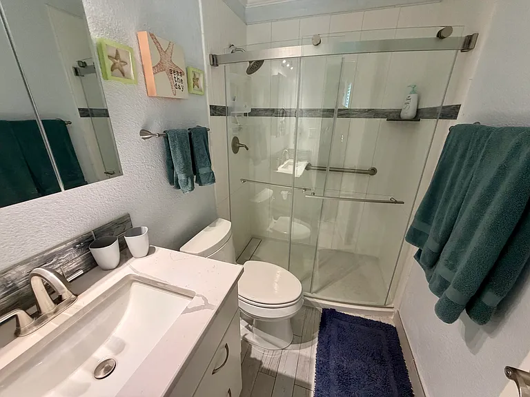 5009 Starfish Dr SE #B — Photo 6