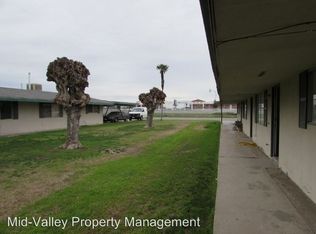 625 N I St #B, Tulare, CA 93274