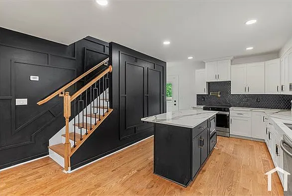 1355 Boulevard Lorraine SW — Photo 15