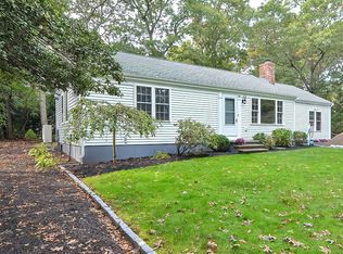 15 Raspberry Ln, Marstons Mills, MA 02648