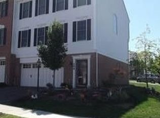 244 Overlook Ct, Coraopolis, PA 15108