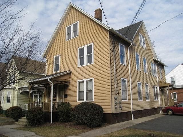 144 Pearl Street