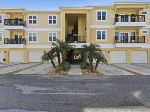 5064 Royal Palms Way APT 301, New Port Richey, FL 34652