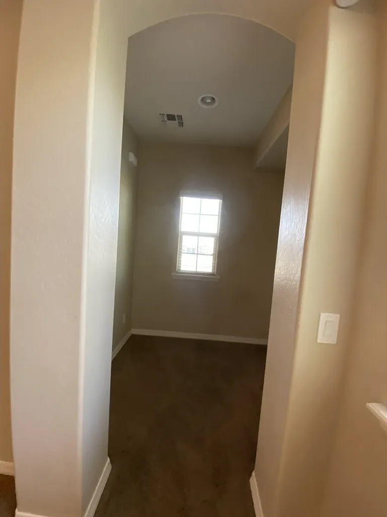3726 East Angstead Drive — Photo 4