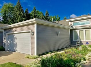 2572 Windbreak Ln, Lansing, MI 48910