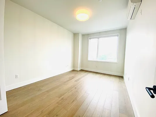 Rented by null | media 6