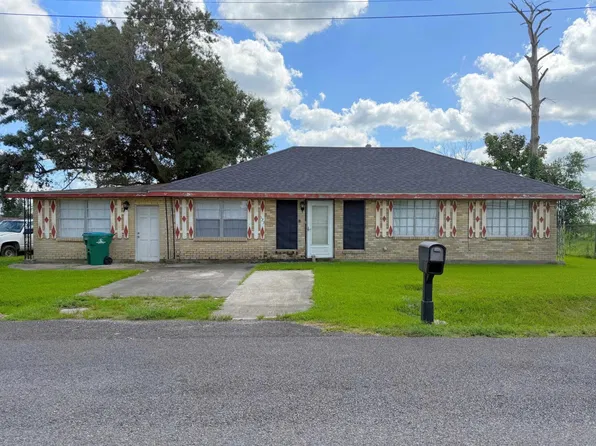 123 Bayou Vista Dr, Thibodaux, LA 70301