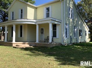 26205 N Boat Dock Rd, Canton, IL 61520