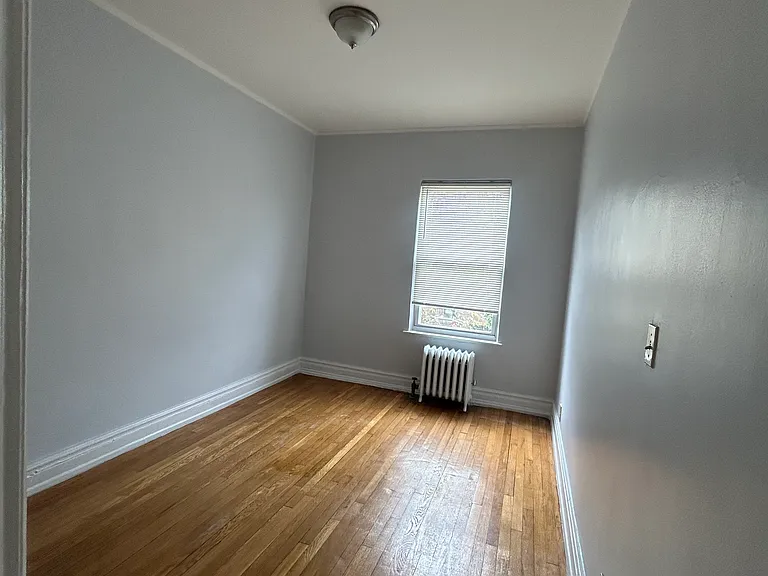 453 McLean Ave #4 — Photo 9