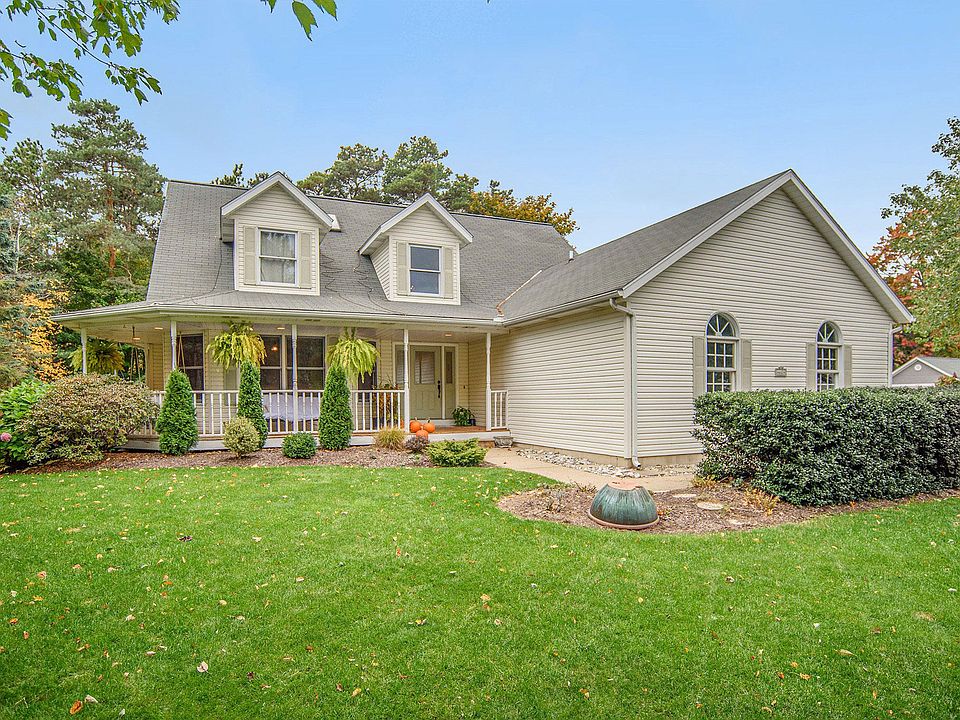 1st image of 4624 Castle Ct