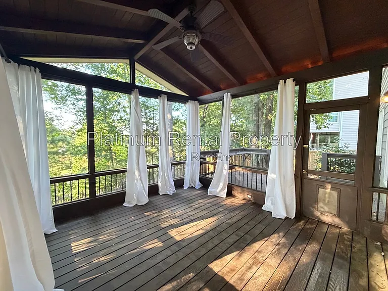 195 Cabots Cove Ct — Photo 33