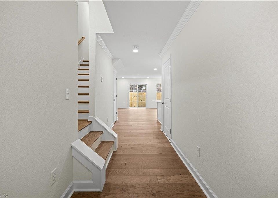 1st image of Mm Grandview Way