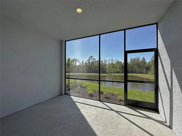 14231 Heritage Landing Blvd #1918 — Photo 30