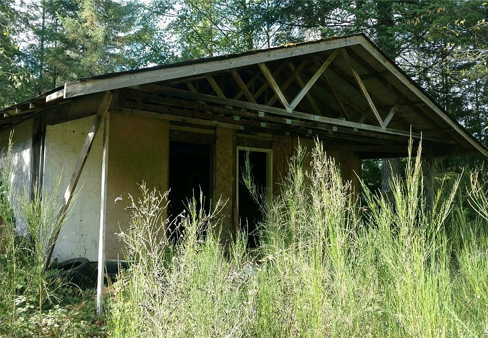2nd image of 2483 Lost Creek Ln NW